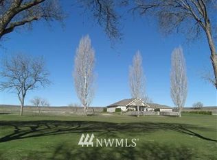 19560 Braeburn Dr NW, Soap Lake, WA 98851