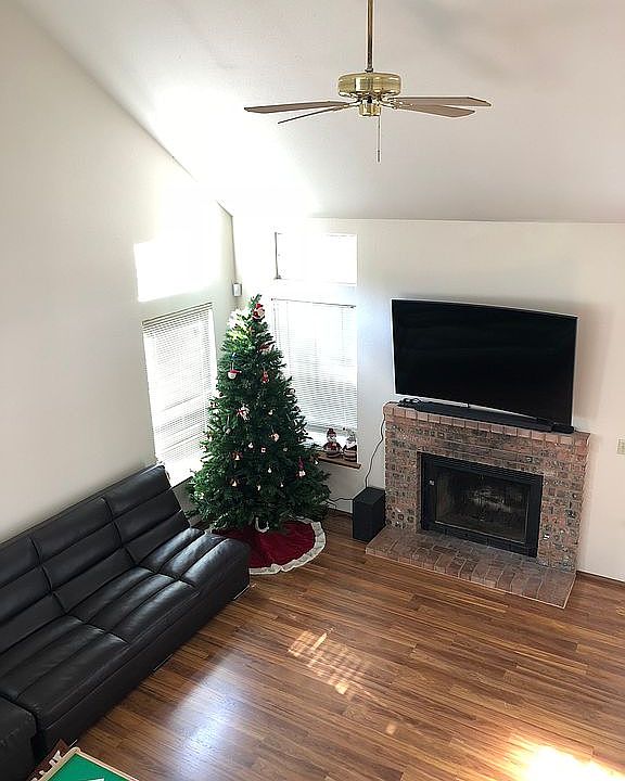 1st image of 9708 Clipper Pl NW