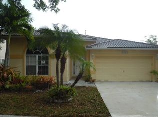 13282 NW 18th St, Pembroke Pines, FL 33028