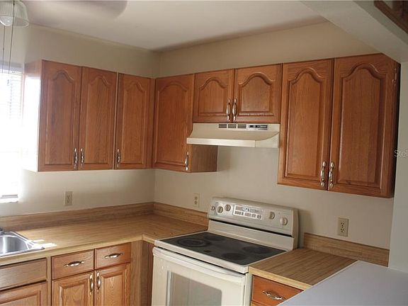 2nd image of 825 Del Prado Dr