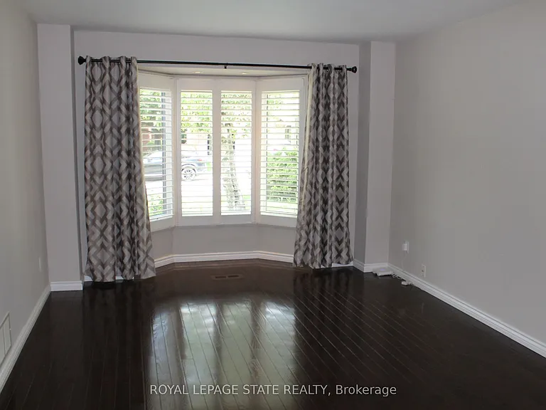 56 Carnegie Pl — Photo 5