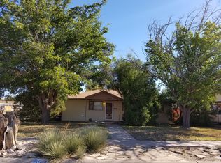 3520 Ashwood Dr, Urbandale, IA 50322
