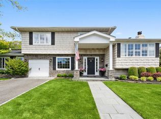 124 Regent Dr, Lido Beach, NY