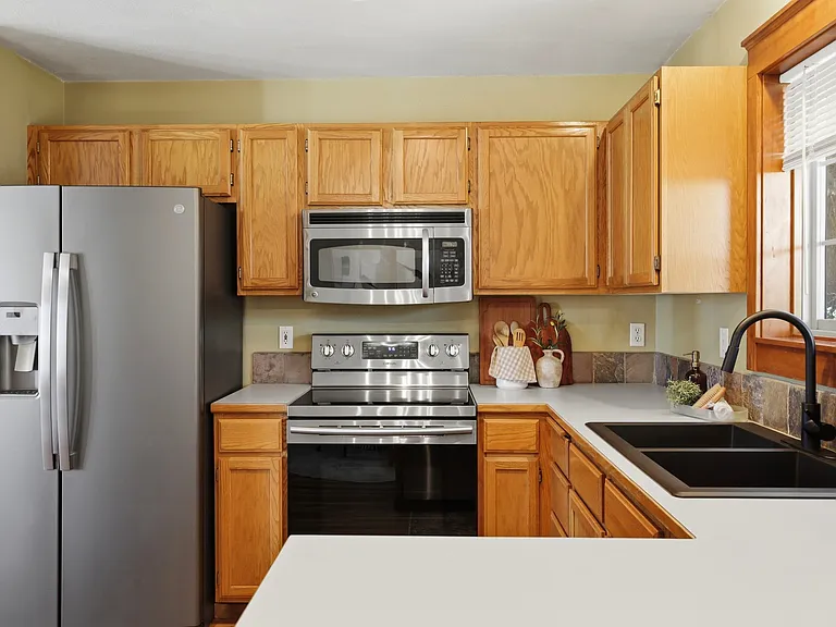 4724 S Keyes Ct — Photo 8