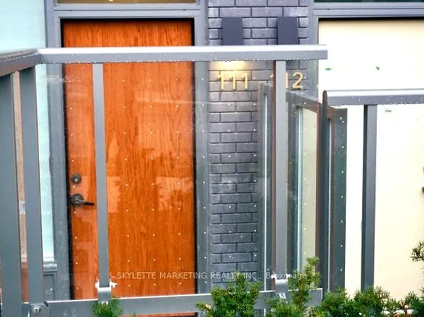 25 Adra Grado Way #111, Toronto, ON M2J 0H6