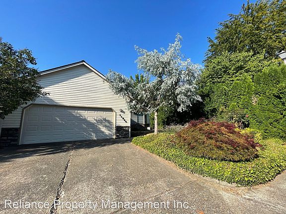 2nd image of 11844 SW Morning Hill Dr