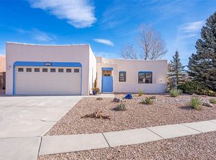 7487 Sagebrush Rd, Santa Fe, NM 87507