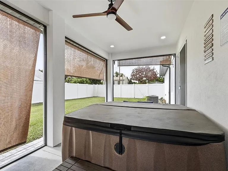 2075 Jewell Ave — Photo 37