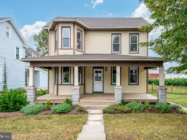 819 W Main St, Mount Joy, PA 17552