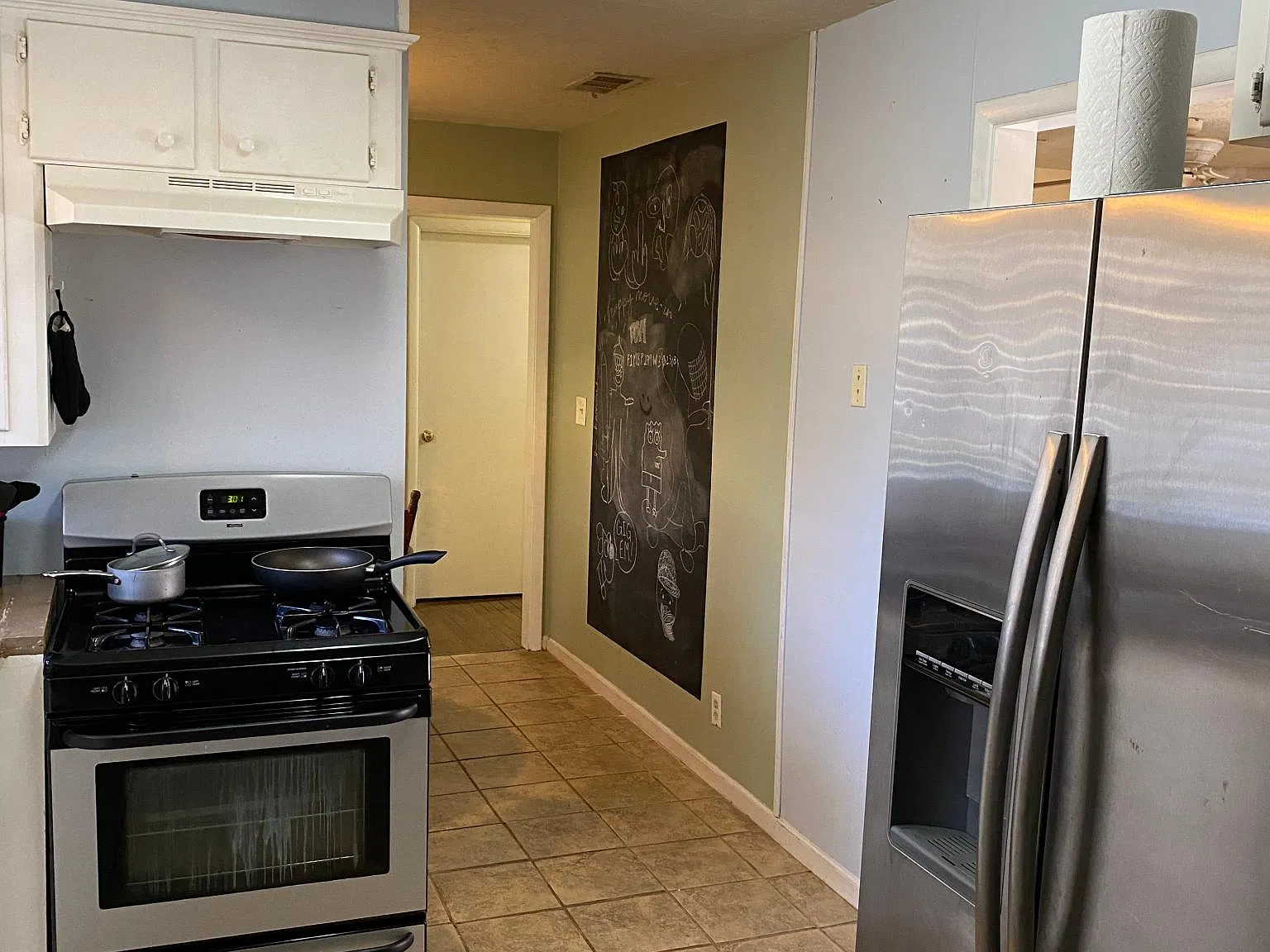 4305 Oaklawn St — Photo 3