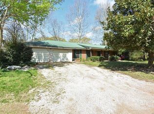 288 Nobles Rd, Deatsville, AL 36022