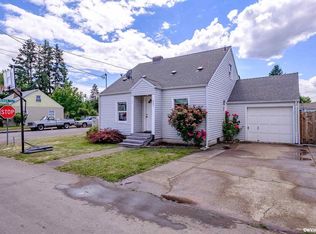 905 Edina Ln NE, Salem, OR 97301