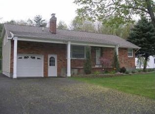 308 Jeanette Dr, Schenectady, NY 12306