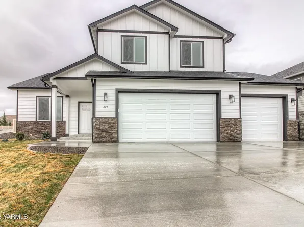 304 N 90th Ave, Yakima, WA 98908