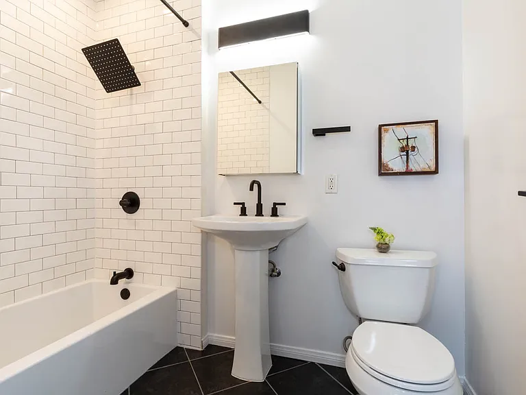 Fully remodeled bathroom