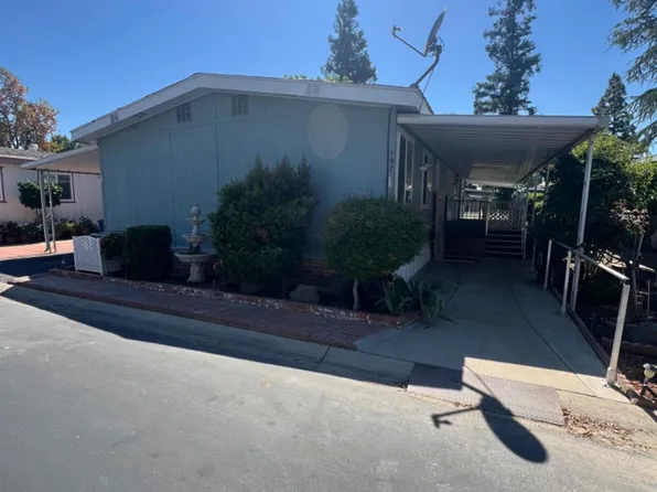 2706 W Ashlan Ave Space 197, Fresno, CA 93705