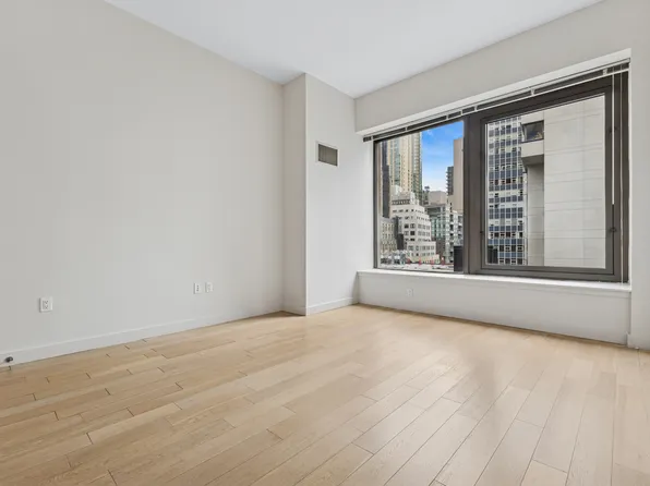 75 Wall Street image 7 of 10