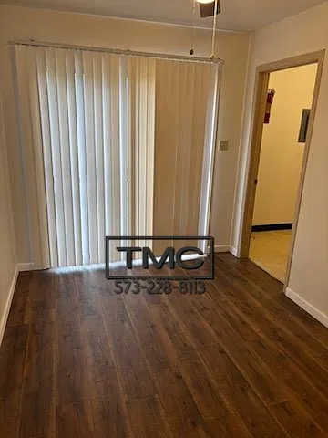 2 bed, 1.5 bath, 900 sqft, $1,000 — Photo 4