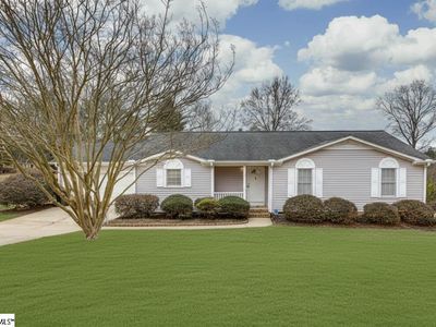 43 Rollingreen Rd, Greer, SC, 29651