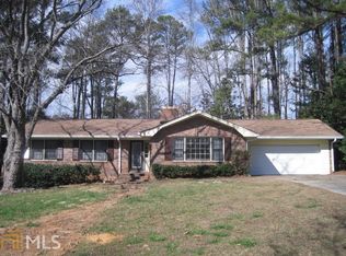 3895 Peace Valley Dr, Atlanta, GA