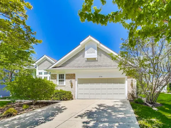 2334 Glen Eagles Ln, Riverwoods, IL 60015