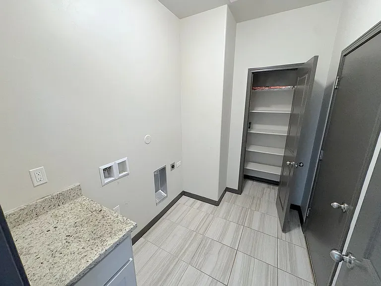 121 Alamito Creek Ave — Photo 19