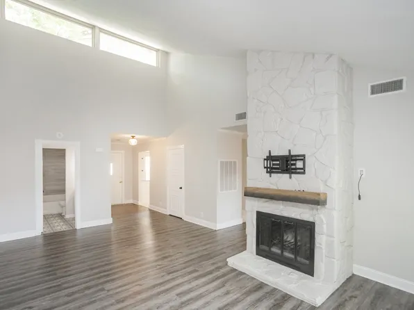 4831 Club Dr, Old Hickory, TN 37138