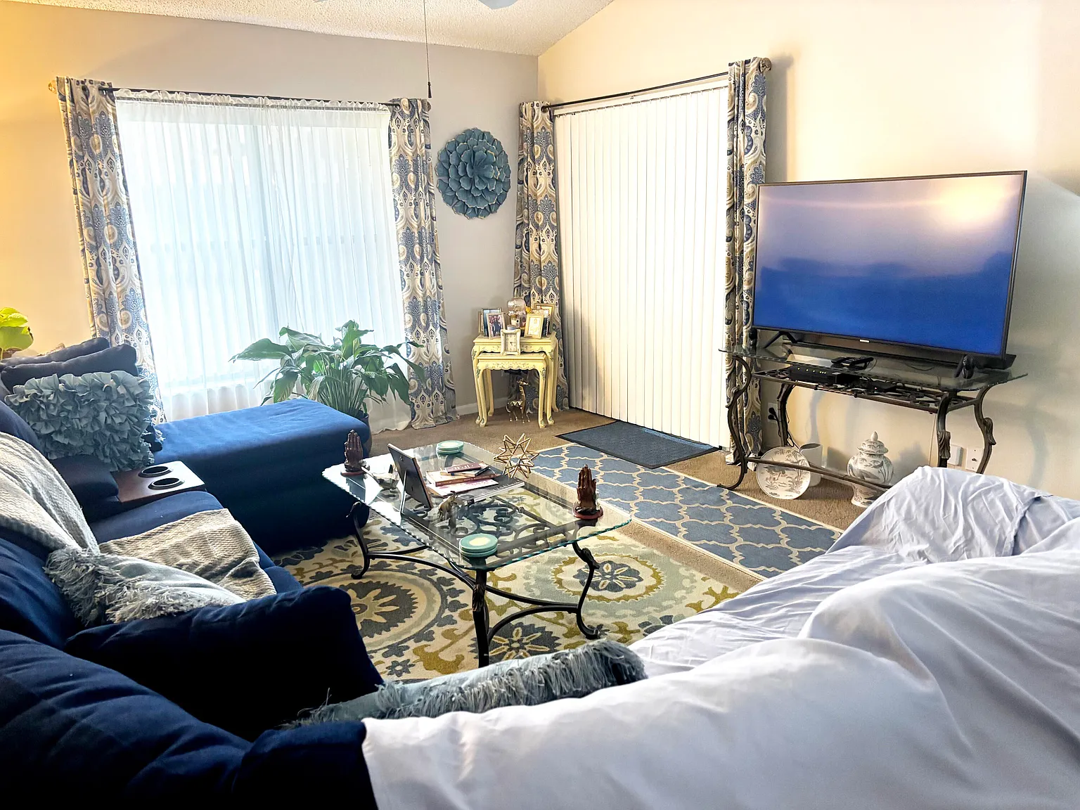1 bed, 1.0 bath, 750 sqft, $1,600 — Photo 3