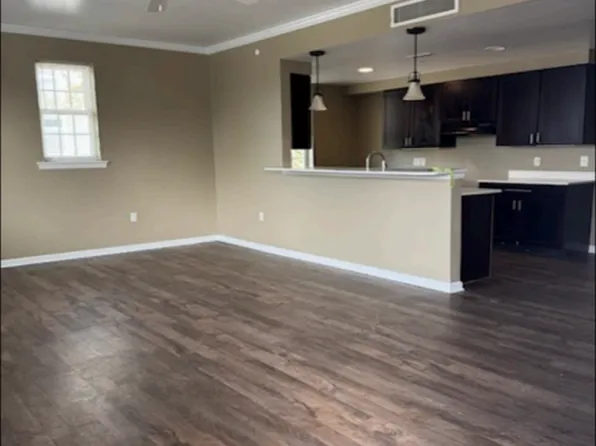 5801 E Liberty Blvd APT 301, Pittsburgh, PA 15206