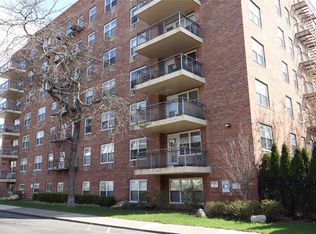 30 S Cole Ave APT LD, Spring Valley, NY 10977