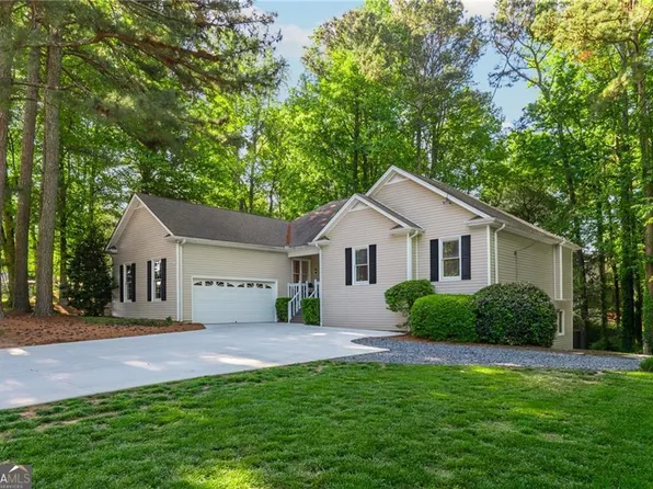 6011 Crabapple Way, Powder Springs, GA 30127