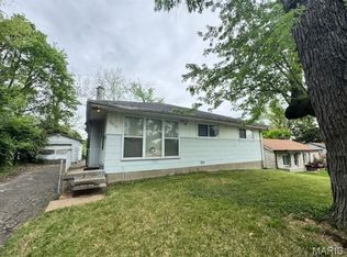 2403 Gardner Dr, Saint Louis, MO 63136