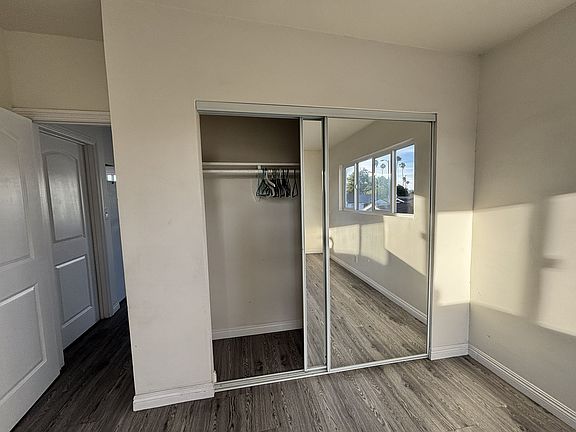 4th image of 3834 Arlington Ave #1