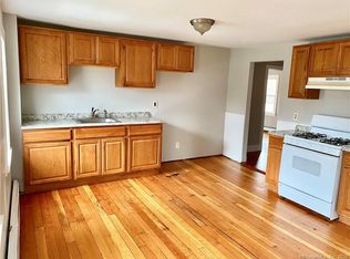 10 John St #2, Shelton, CT 06484