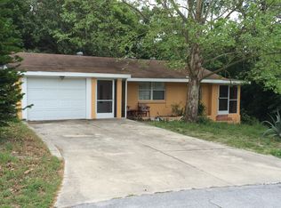 215 Clara Vista St, Debary, FL 32713