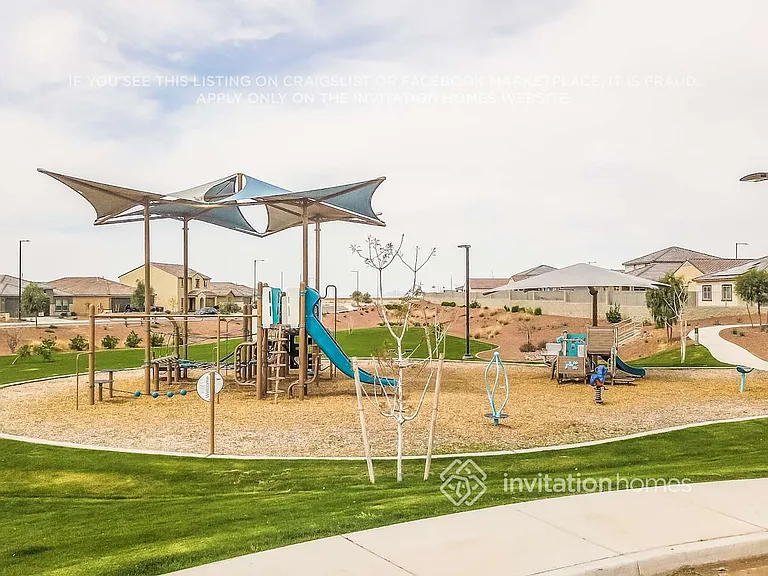 25357 W Chipman Rd — Photo 19