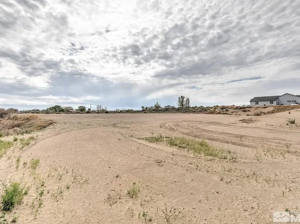 4047 Horseshoe Dr, Fallon, NV 89406