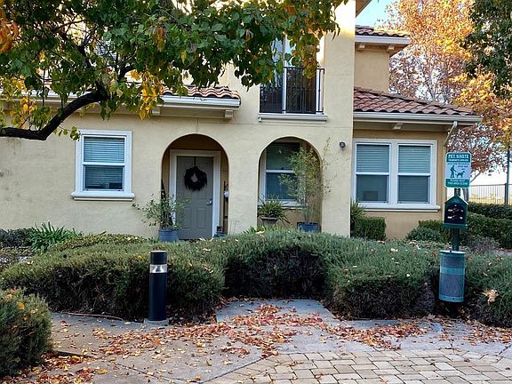 3rd image of 4800 Westlake Pkwy Unit 901