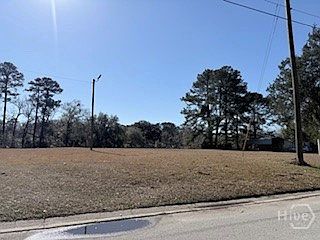 4th image of 152-155 Dogwood Lane