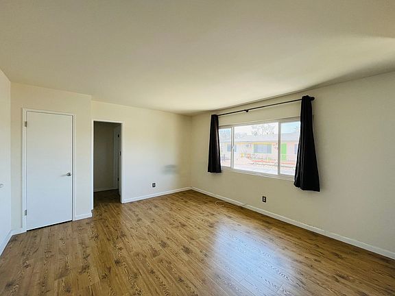 3rd image of 539 Hyde Park Pl APT 4