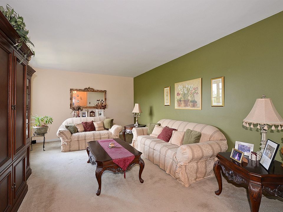1st image of 28-02 Parsons Blvd #5B