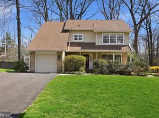14609 Pebble Hill Ln, Gaithersburg, MD