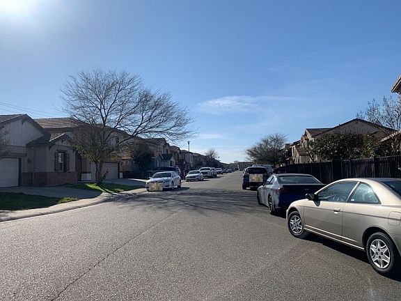 4th image of 8849 Amberjack Way