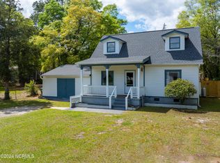 2414 Crossover Rd, Wilmington, NC 28401