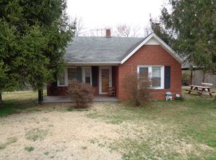 1135 Doc Hundley Rd, Westfield, NC 27053