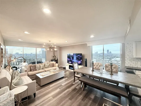 2016 Main St APT 1022, Houston, TX 77002