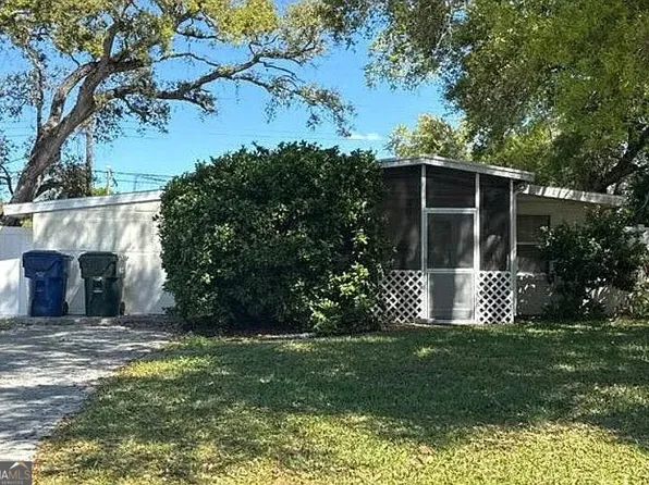 3033 Karen Ave, Largo, FL 33774