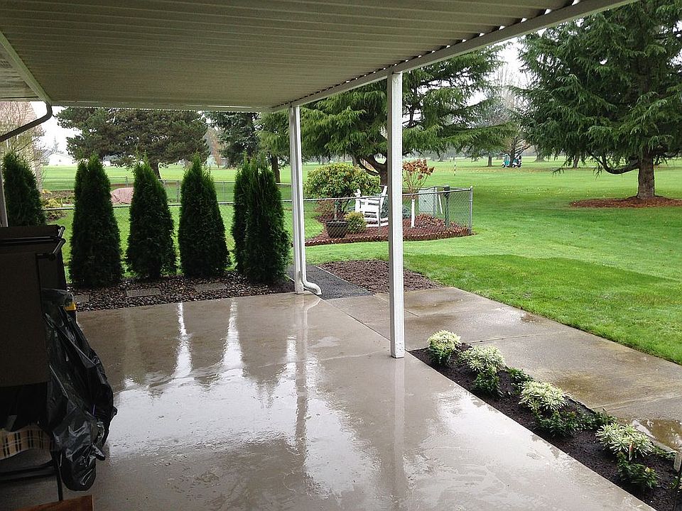 2nd image of 1685 Princeton Rd