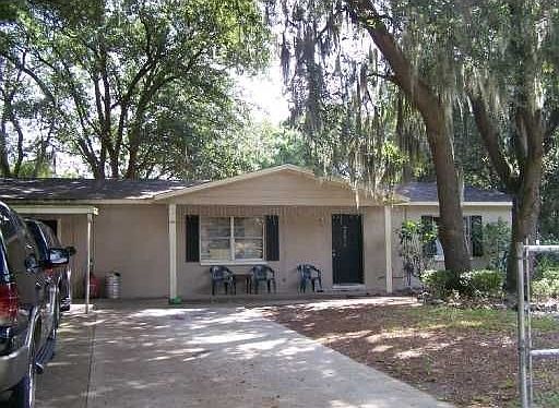 1st image of 2010 E Willow Dr