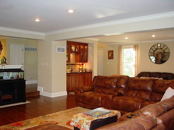 4th image of 961 Wyckwood Dr
